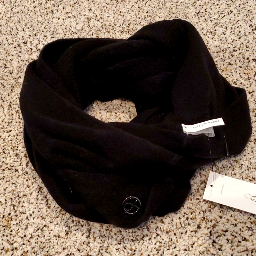 Calvin Klein infinity scarf